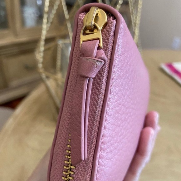 Tory Burch Britten Continental Zip Wallet In Pink
Magnolia - Picture 8 of 10